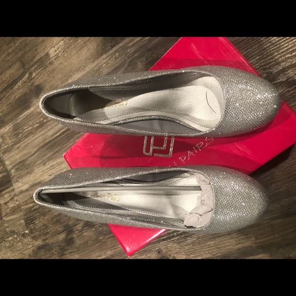 Heels - Picture 3 of 6